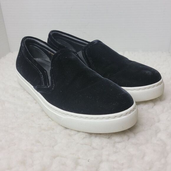 M. Gemi The Cerchio Velvet Womens Slip On Size 8.5 Black Sneakers Shoes - Picture 1 of 9
